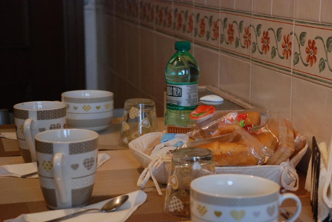 B&B Colline Verdi Vitinia Bagian luar foto